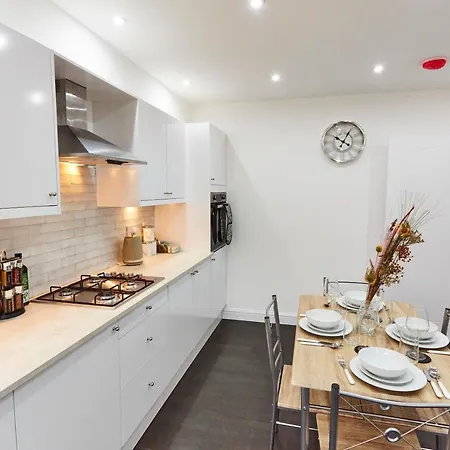 Apartment Stylish From In Leeds