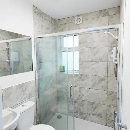 Apartment Stylish From In Leeds *